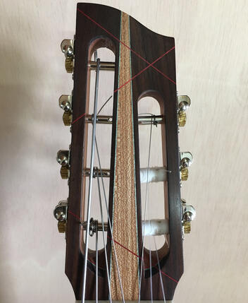 7-string headstock 2024 7-string headstock 2024